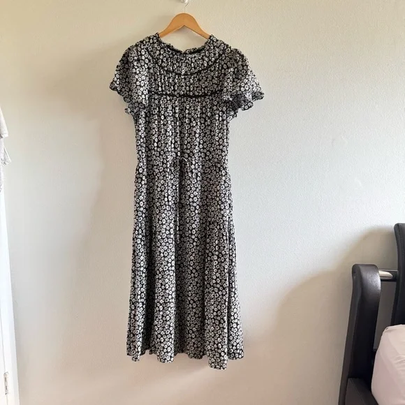 Trovata Nancy Ink Floral Midi Dress Large - Picture 3 of 10